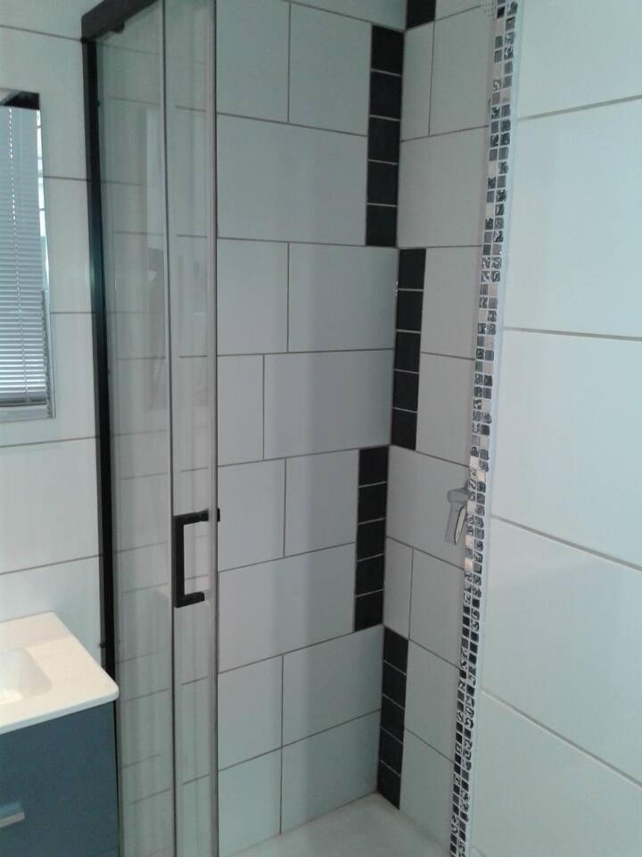 Insolite 20 Apartment